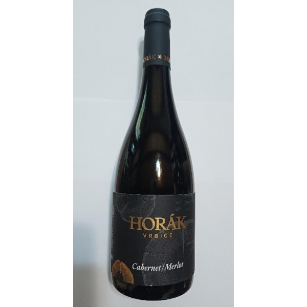 Cabernet + Merlot, moravské zemské víno 2023, víno červené - suché